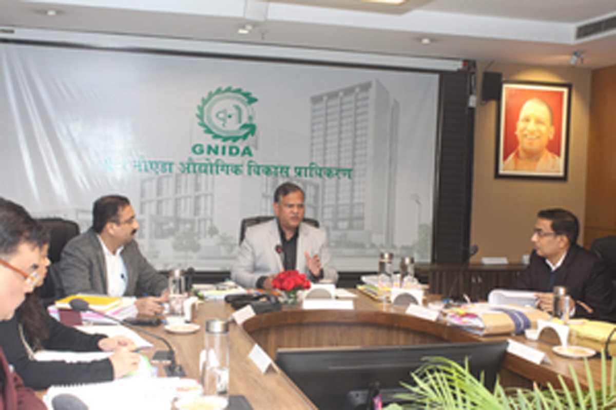 नोएडा प्राधिकरण की बोर्ड बैठक में लगी मुहर, 34 हजार फ्लैट बायर्स की होगी रजिस्ट्री, 69 हजार को मिलेगा आशियाना